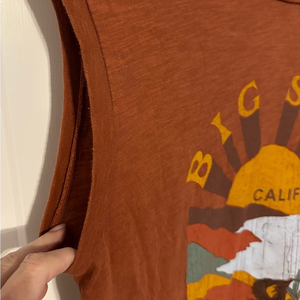 Big Sur California Graphic Tank Top - Picture 6 of 7